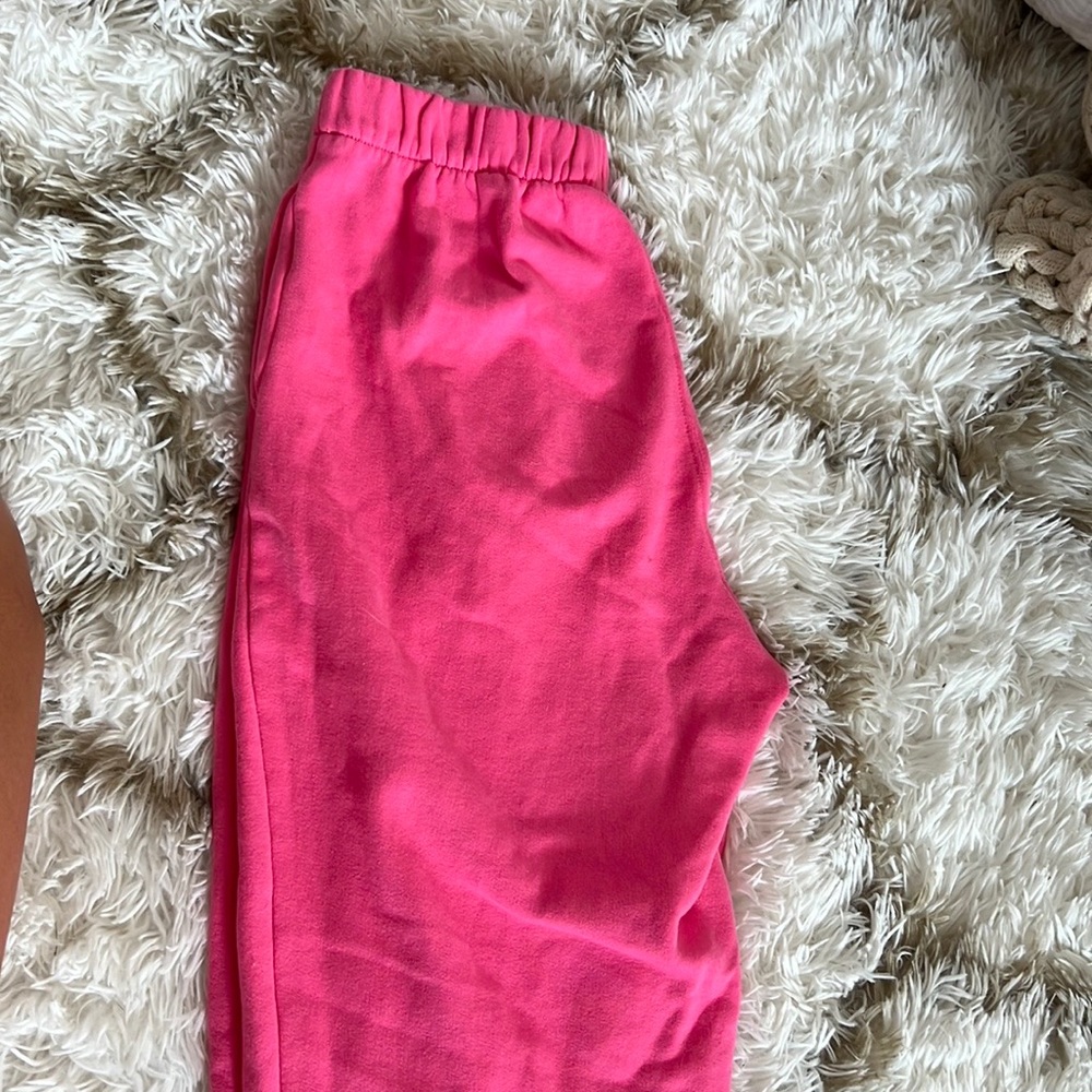 Hollister sweatpants (never worn)